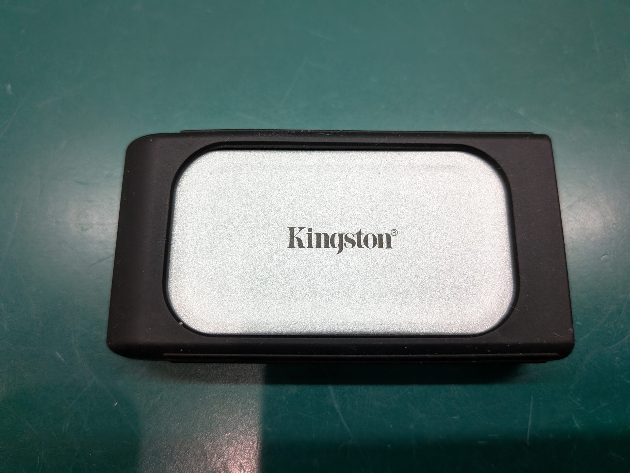 USB Type-CポータブルSSDの外観写真