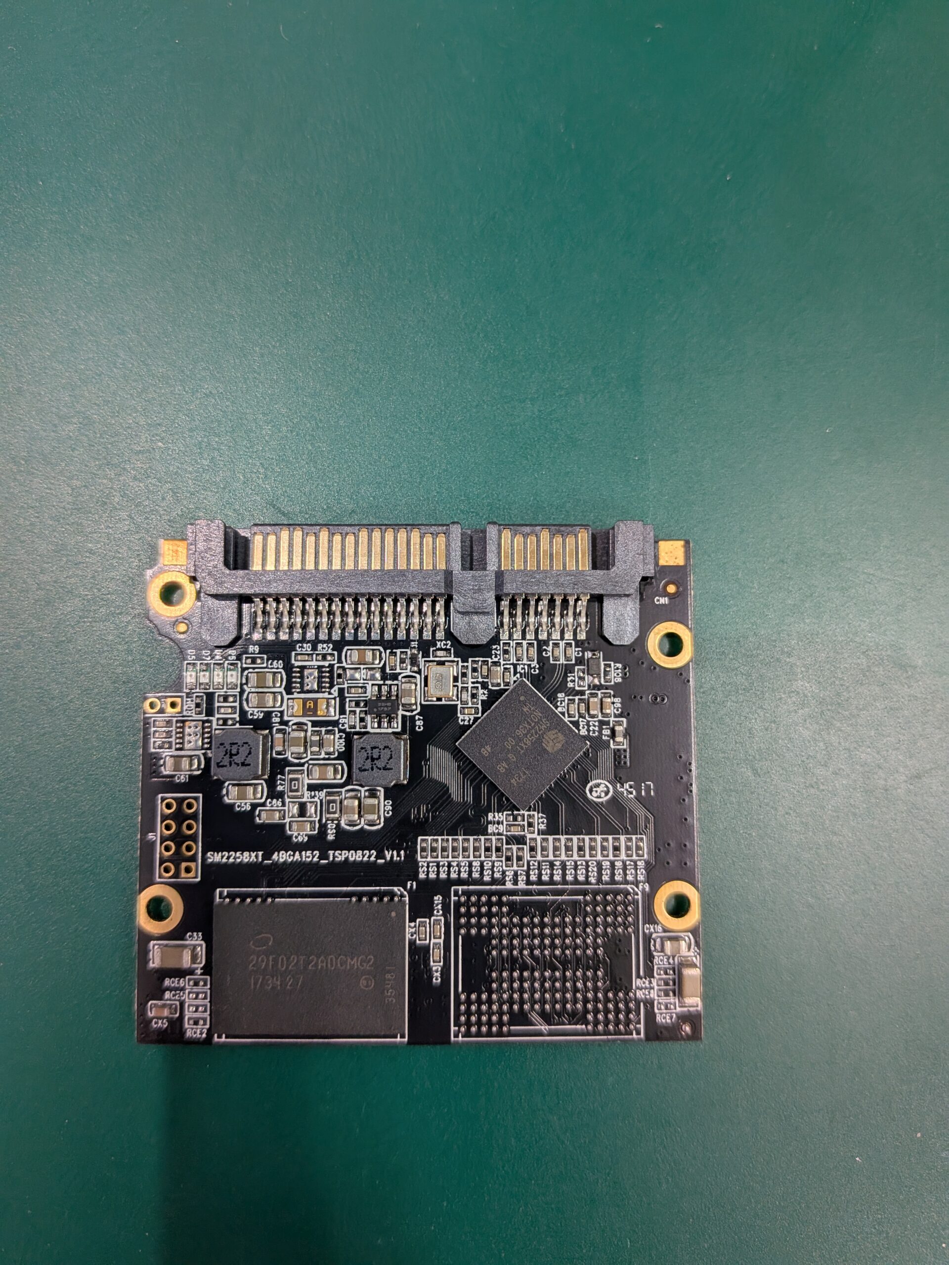 Colorful SL500を取り外した状態の写真