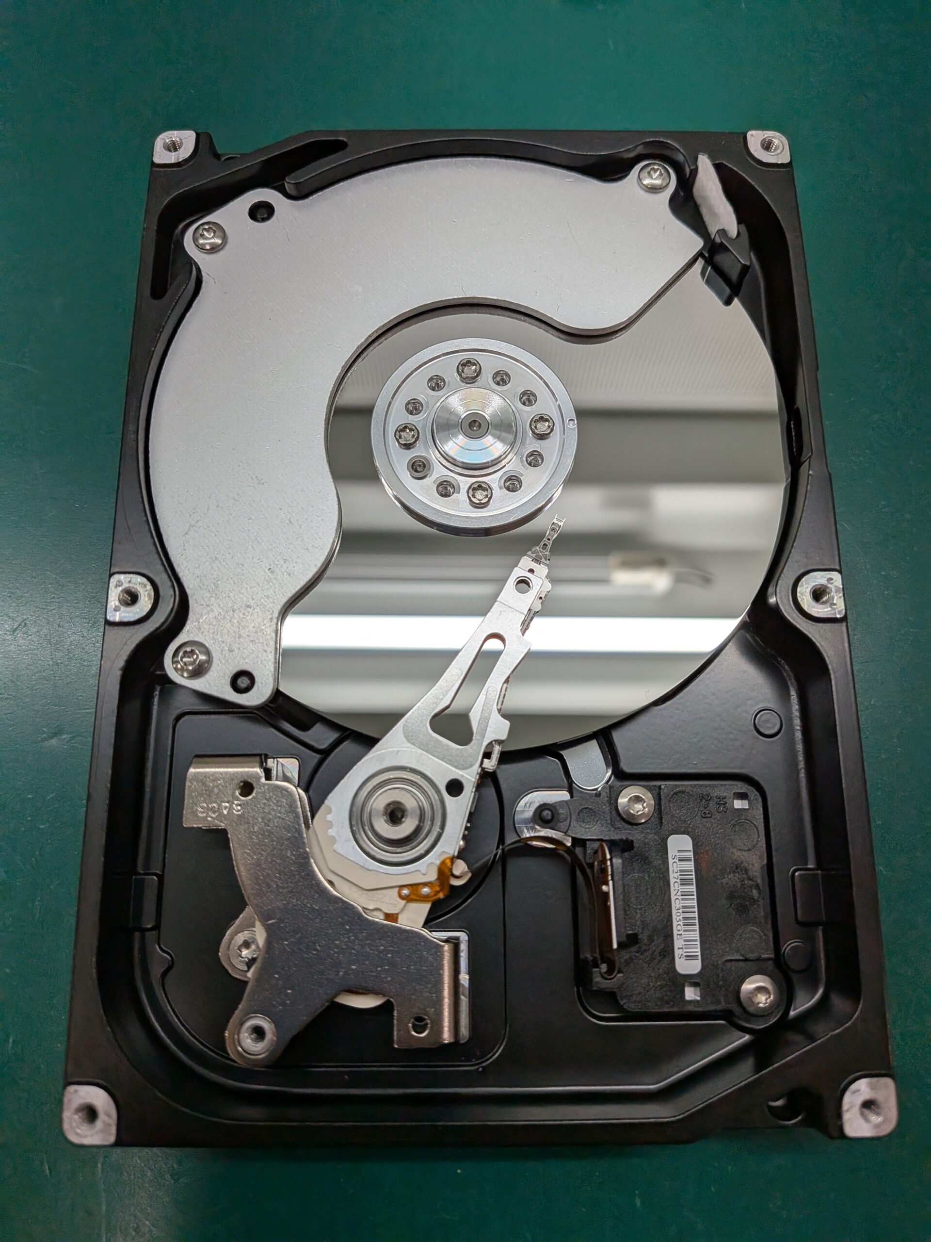 SAMSUNG HD502HI 内部構造とヘッド周辺