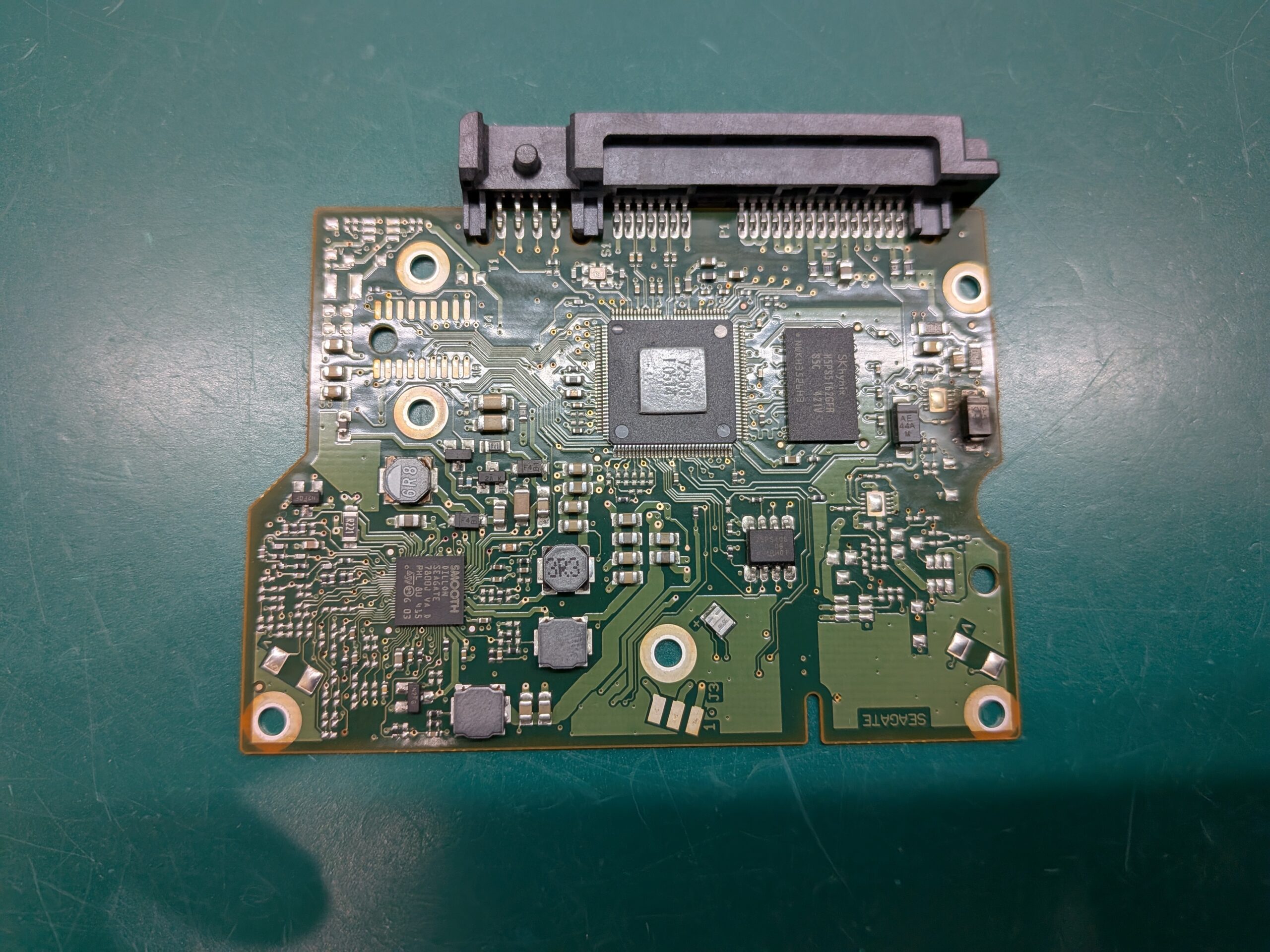 基板上のダイオード焼損箇所